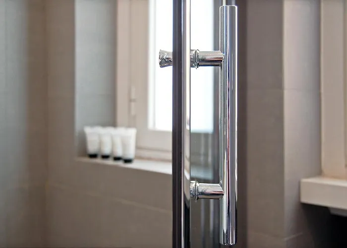 Adamas Luxury Апартаменты